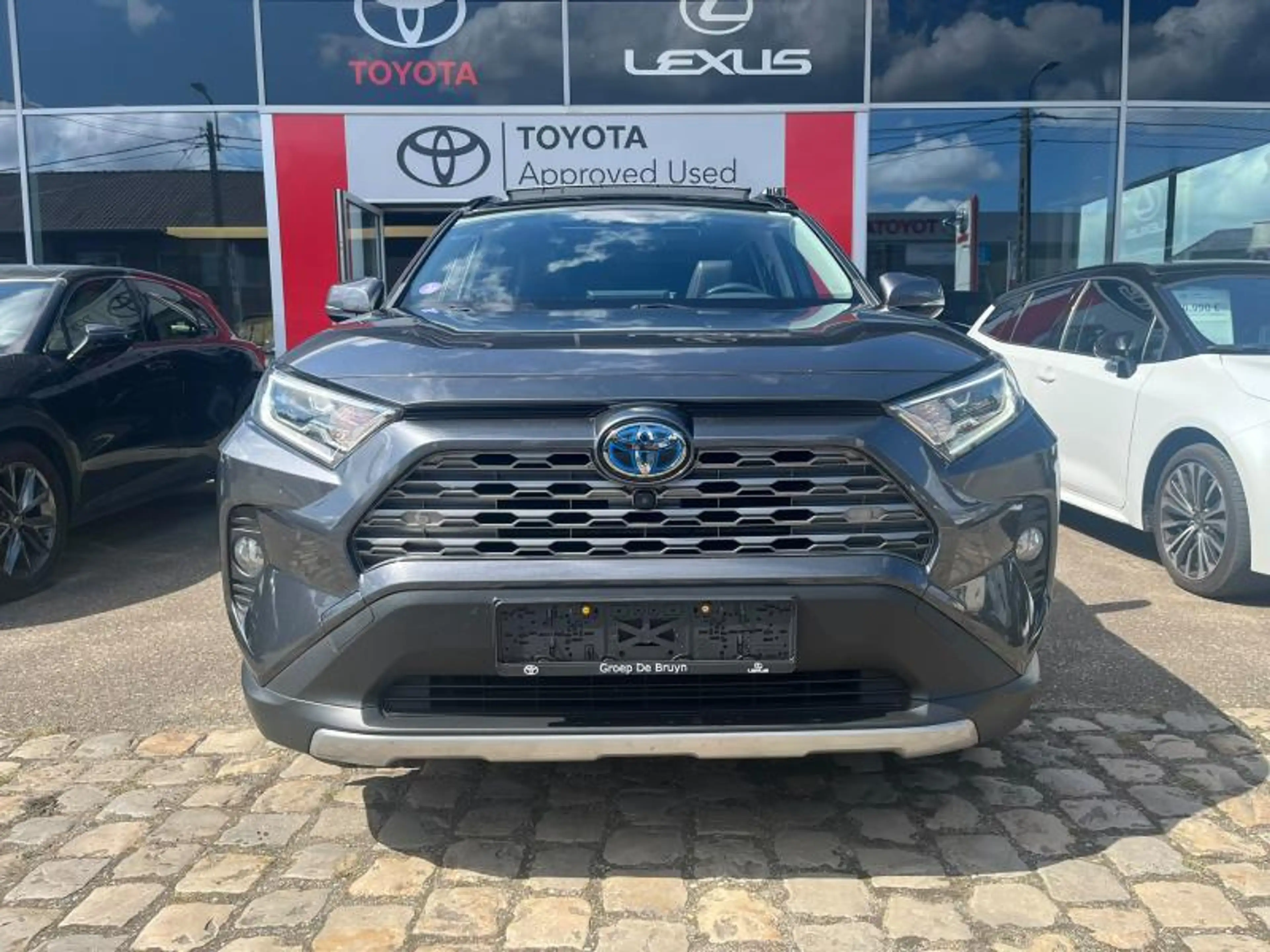 Toyota RAV 4 Premium — photo 2