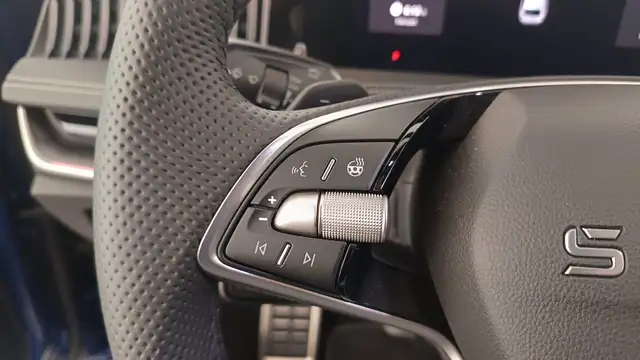 Skoda Superb view 14