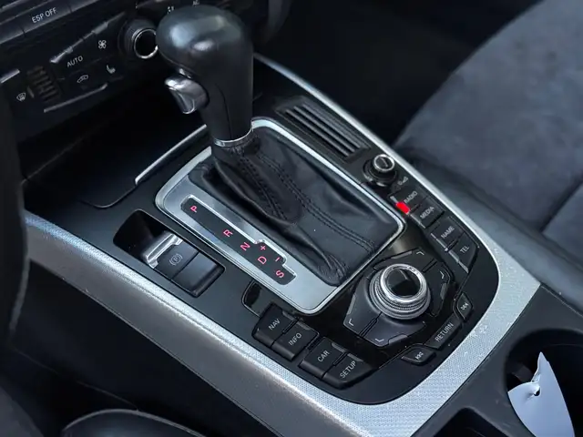 Audi A4 view 11