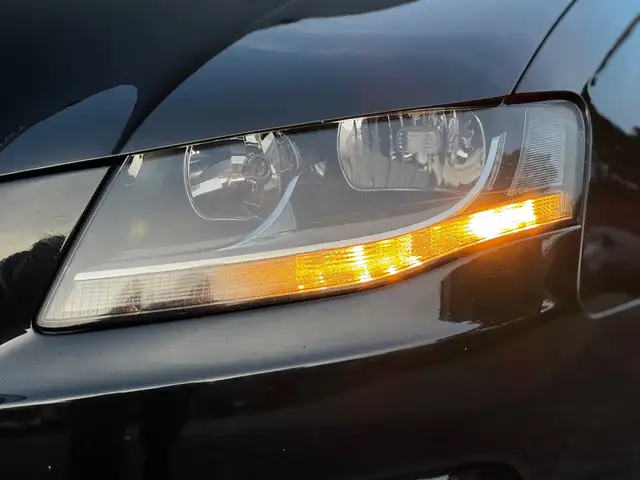 Audi A4 view 14