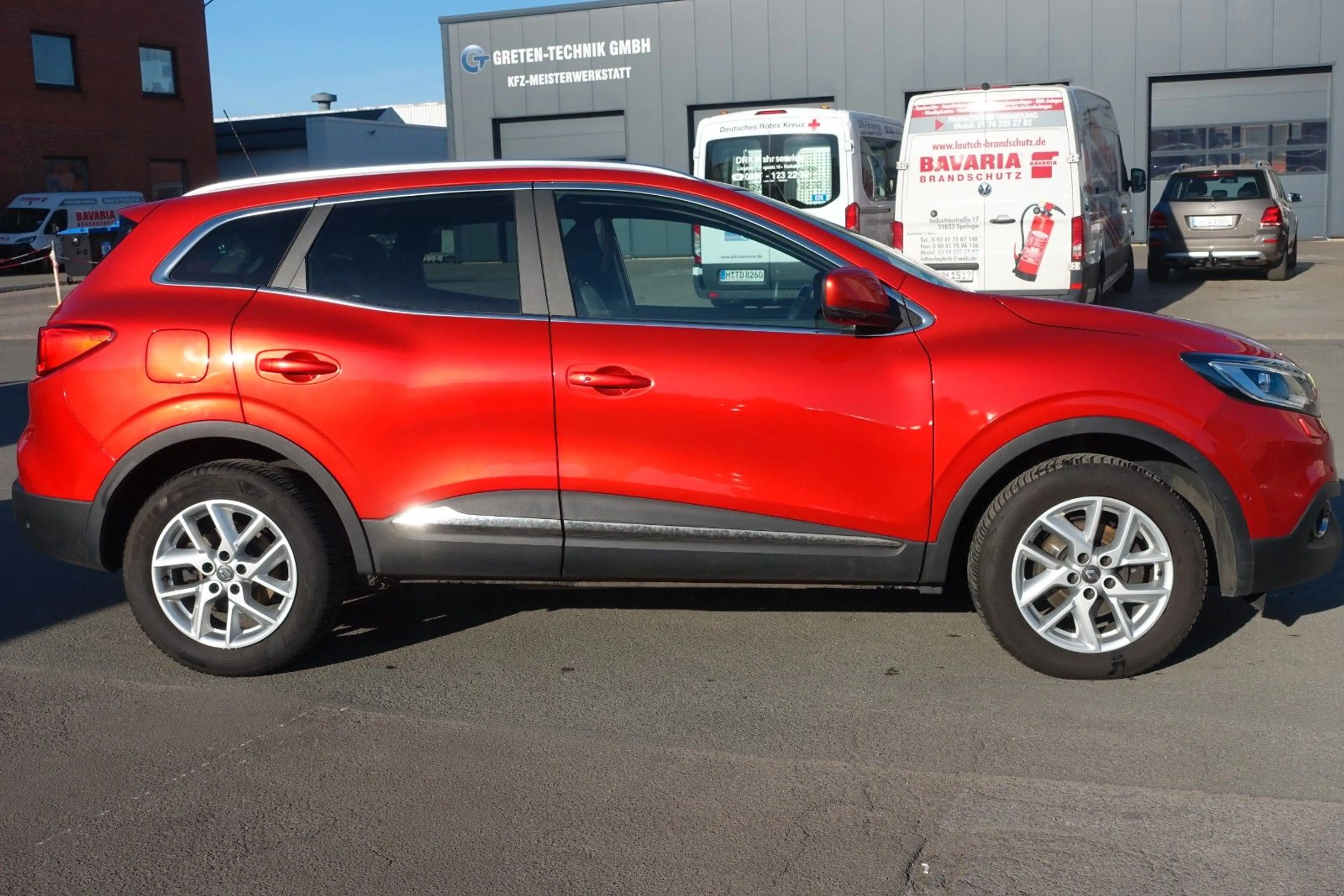 Renault Kadjar XMOD*NAVI*LEDER*SHZ*PDC*TEMPOMAT*AHK*EU 6 — photo 3