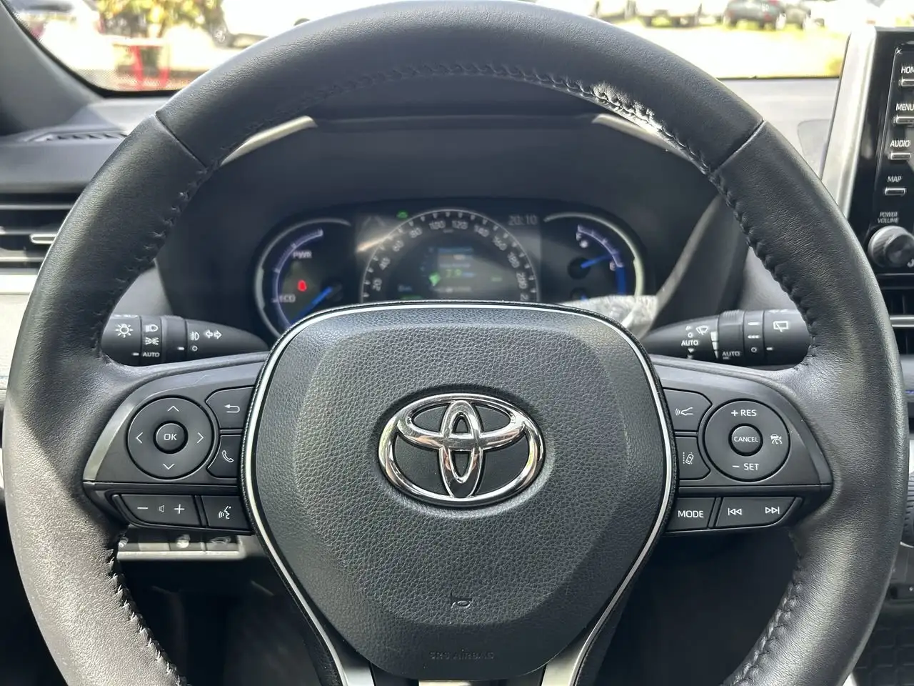 Toyota RAV 4 снимка Toyota RAV 4