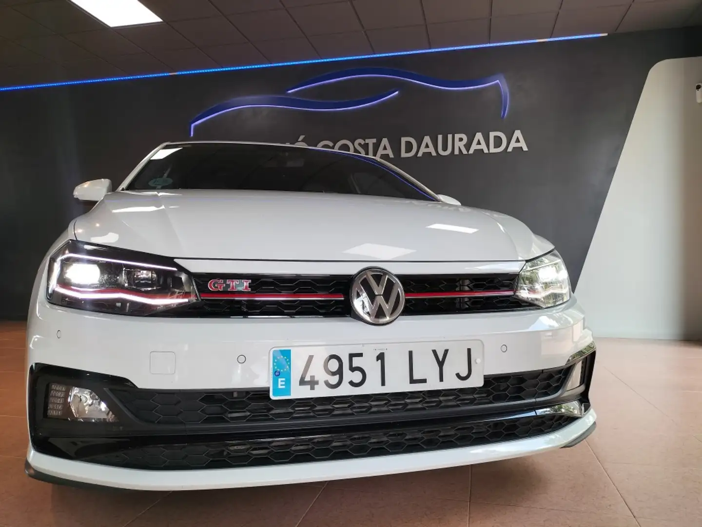 Volkswagen Polo 2.0 TSI GTI DSG Blanco - 2