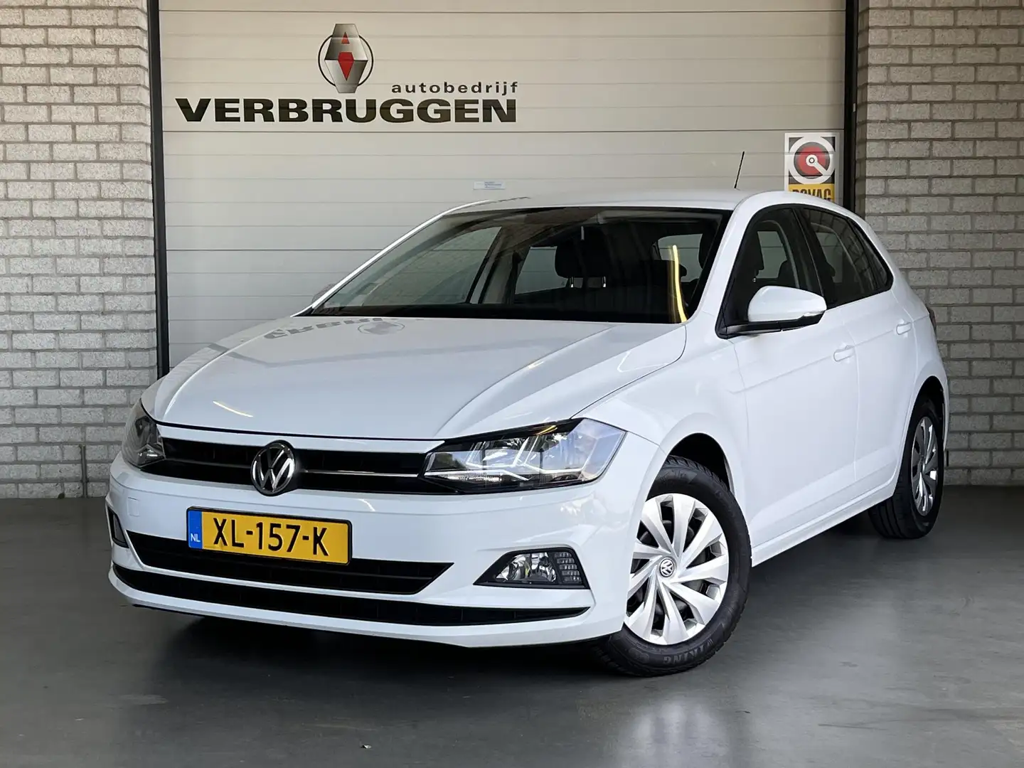 Volkswagen Polo 1.0 MPI Comfortline | Carplay | Navi | Cruise | Al Weiß - 1