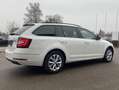 Skoda Octavia Combi 2.0 TDI DSG Tour AHK+SMART-LINK+NA Weiß - thumbnail 5