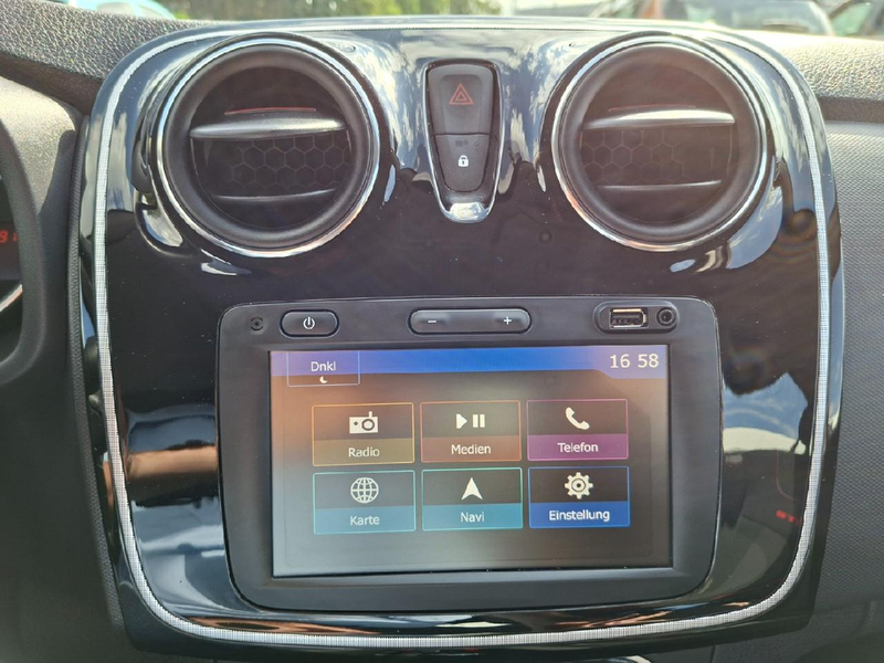 Dacia Sandero Comfort*Automatik*Klima*Navi*Kamera — photo 11