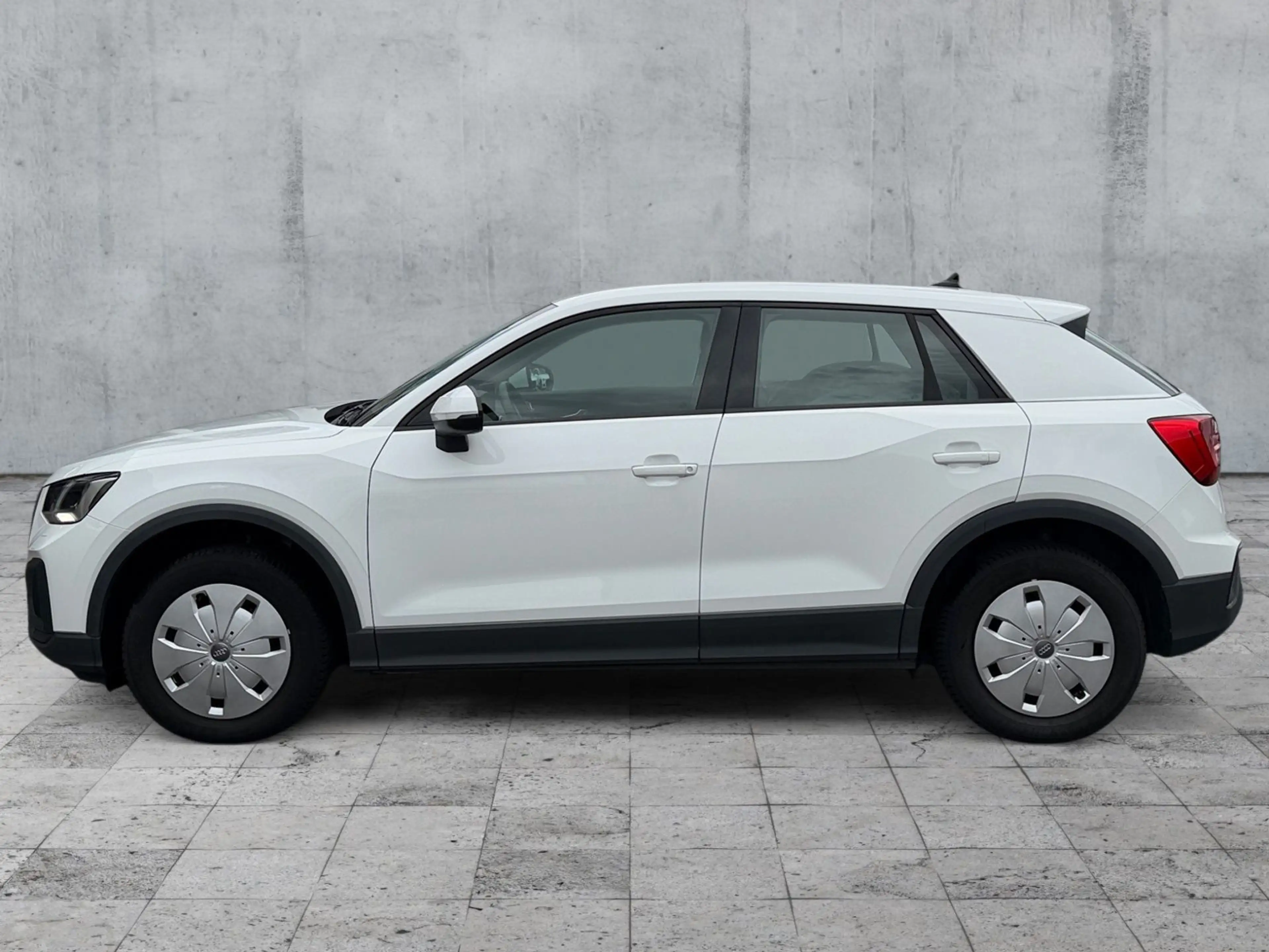 Audi Q2 30 TFSI LED+PDC+ACC+SHZ+16"LM — photo 4