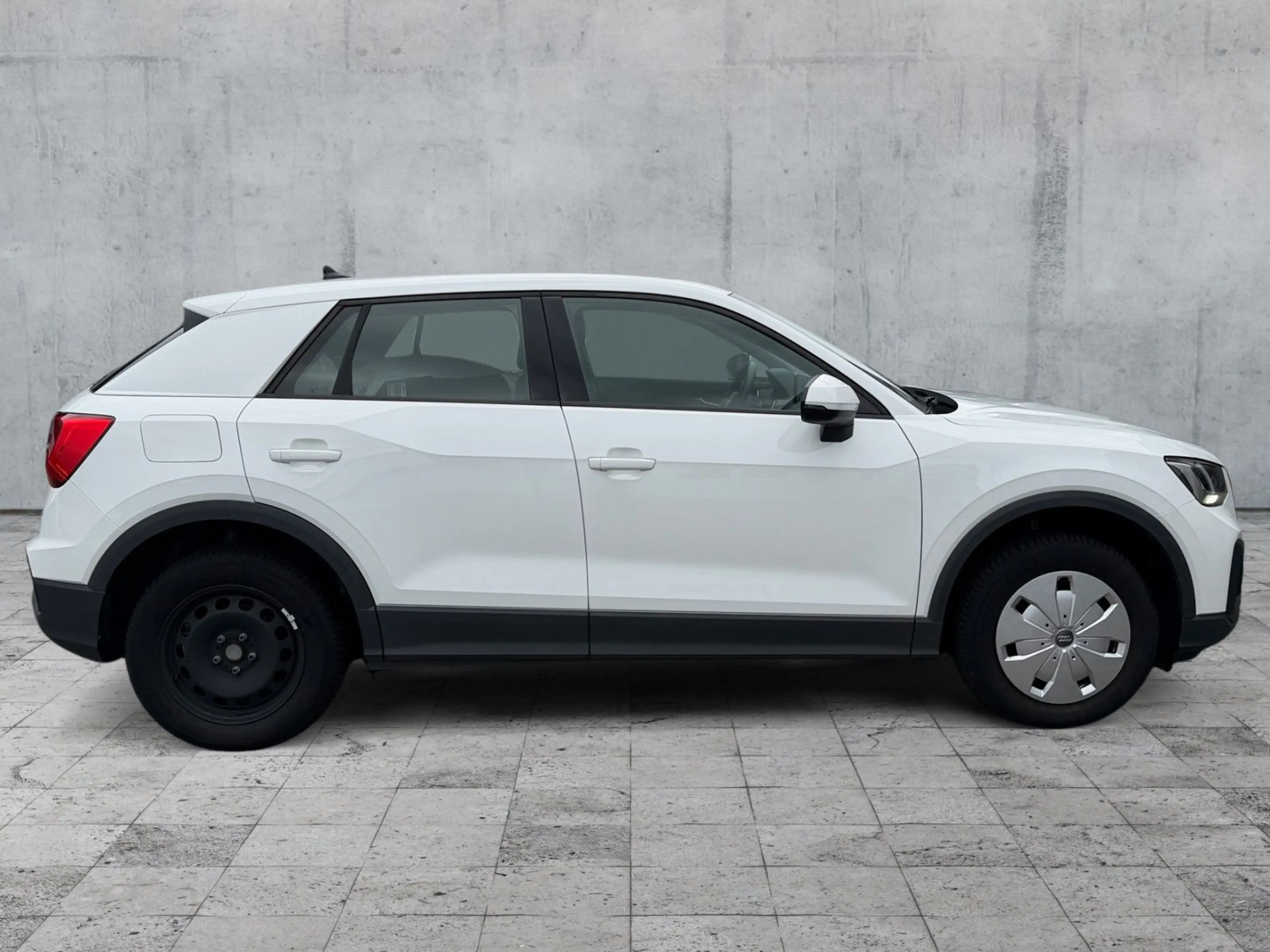 Audi Q2 30 TFSI LED+PDC+ACC+SHZ+16"LM — photo 7
