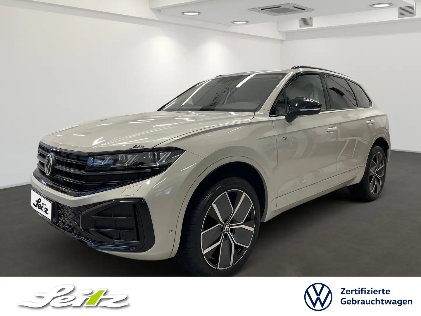Volkswagen Touareg 3.0 TDI 4M R-Line *AHK*HEAD-UP*PANO* Beige - 1