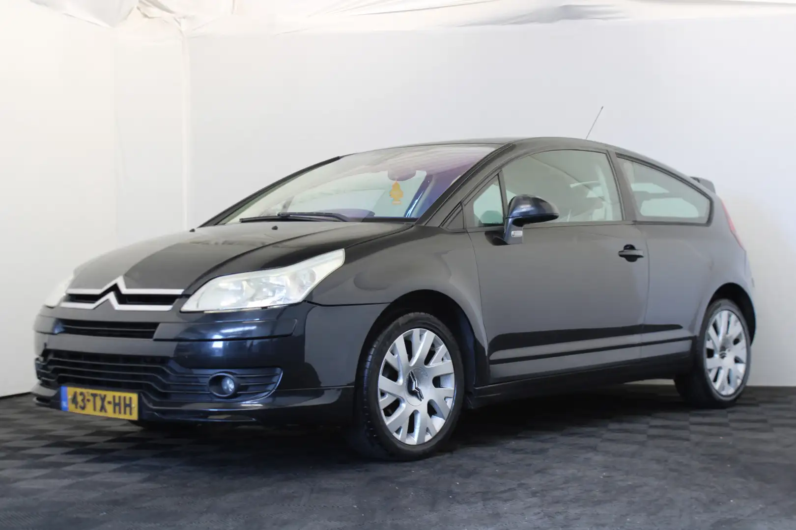 Citroen C4 Coupé 1.6-16V VTR+ Czarny - 1