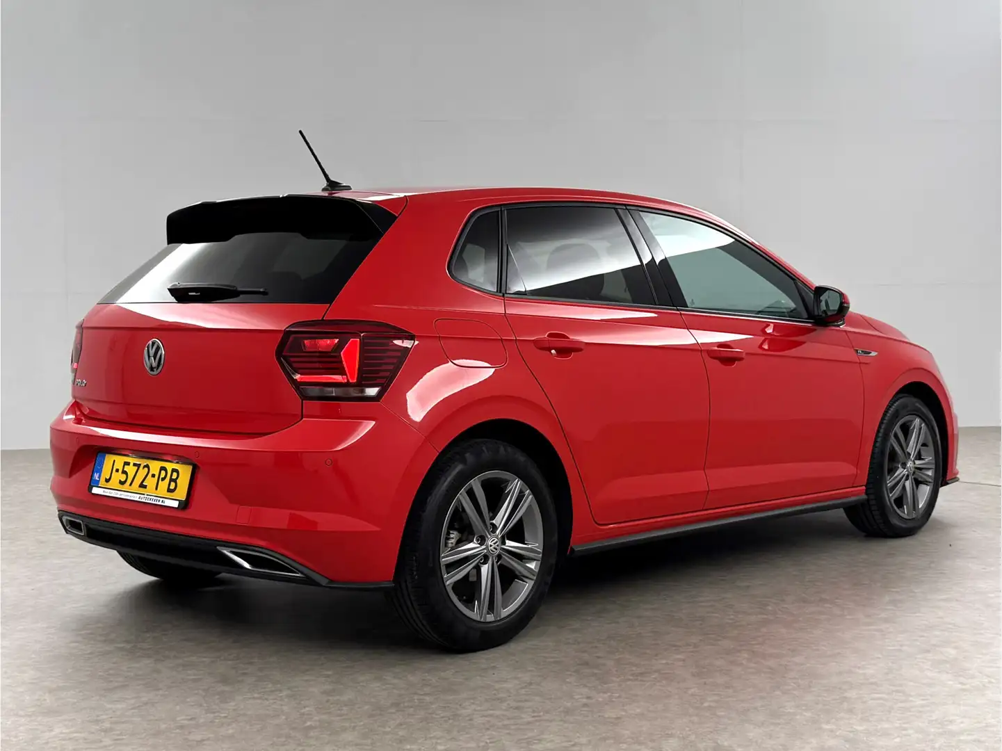 Volkswagen Polo 1.0 TSI 116PK R-line Clima LED Virtual Adaptive Cr Rood - 2