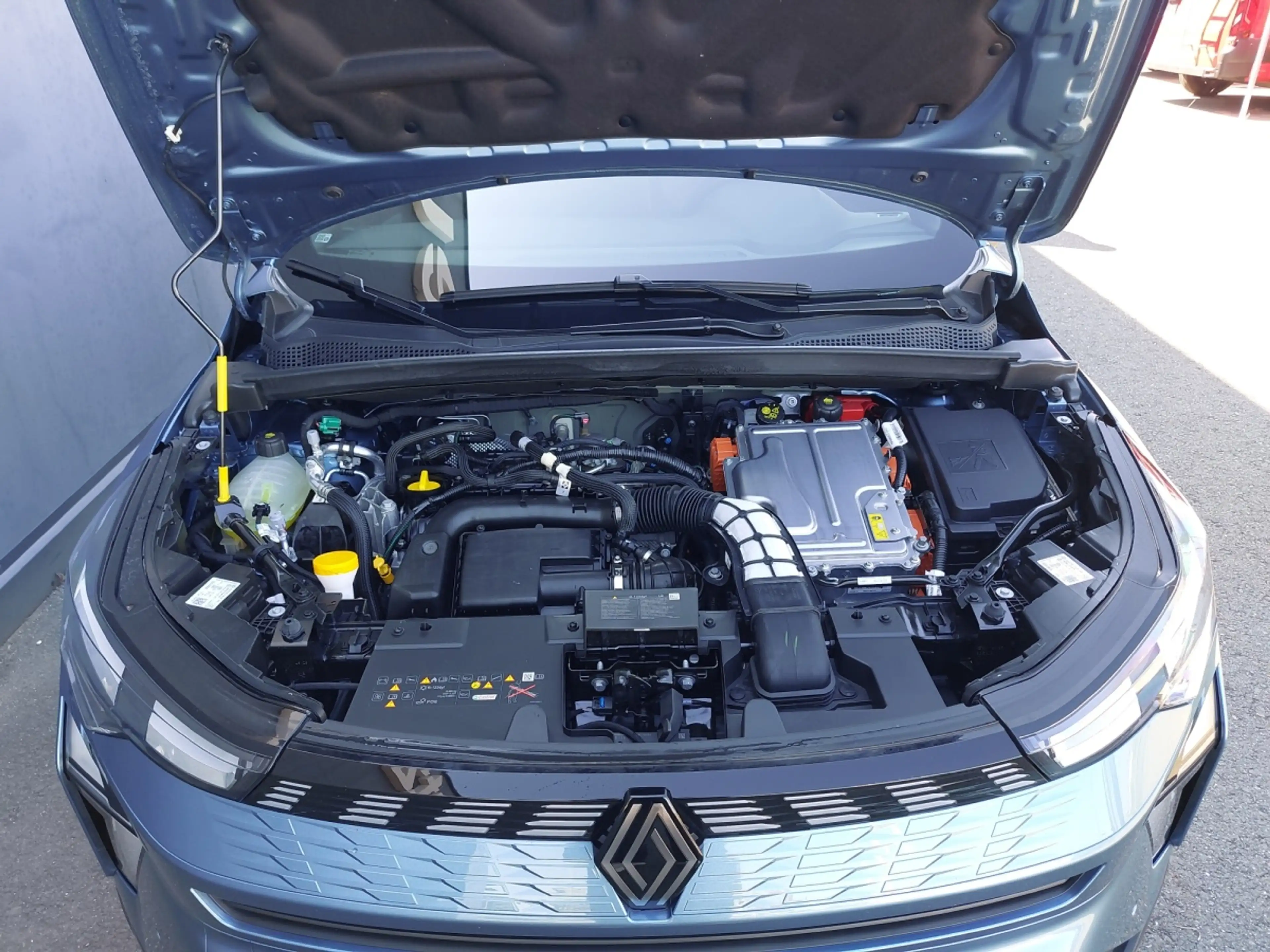 Renault Symbioz Techno Full Hybrid E-Tech 160 (MY25) — photo 15