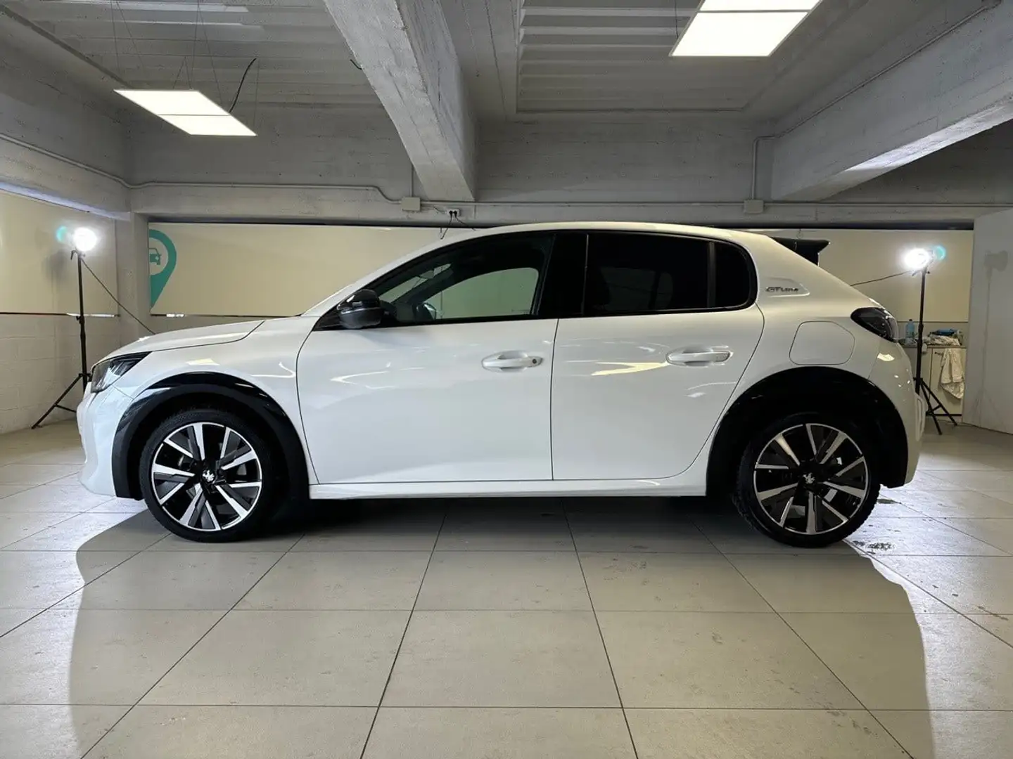 Peugeot 208 GT Line PureTech 100 EAT8 S/S auto Blanc - 2