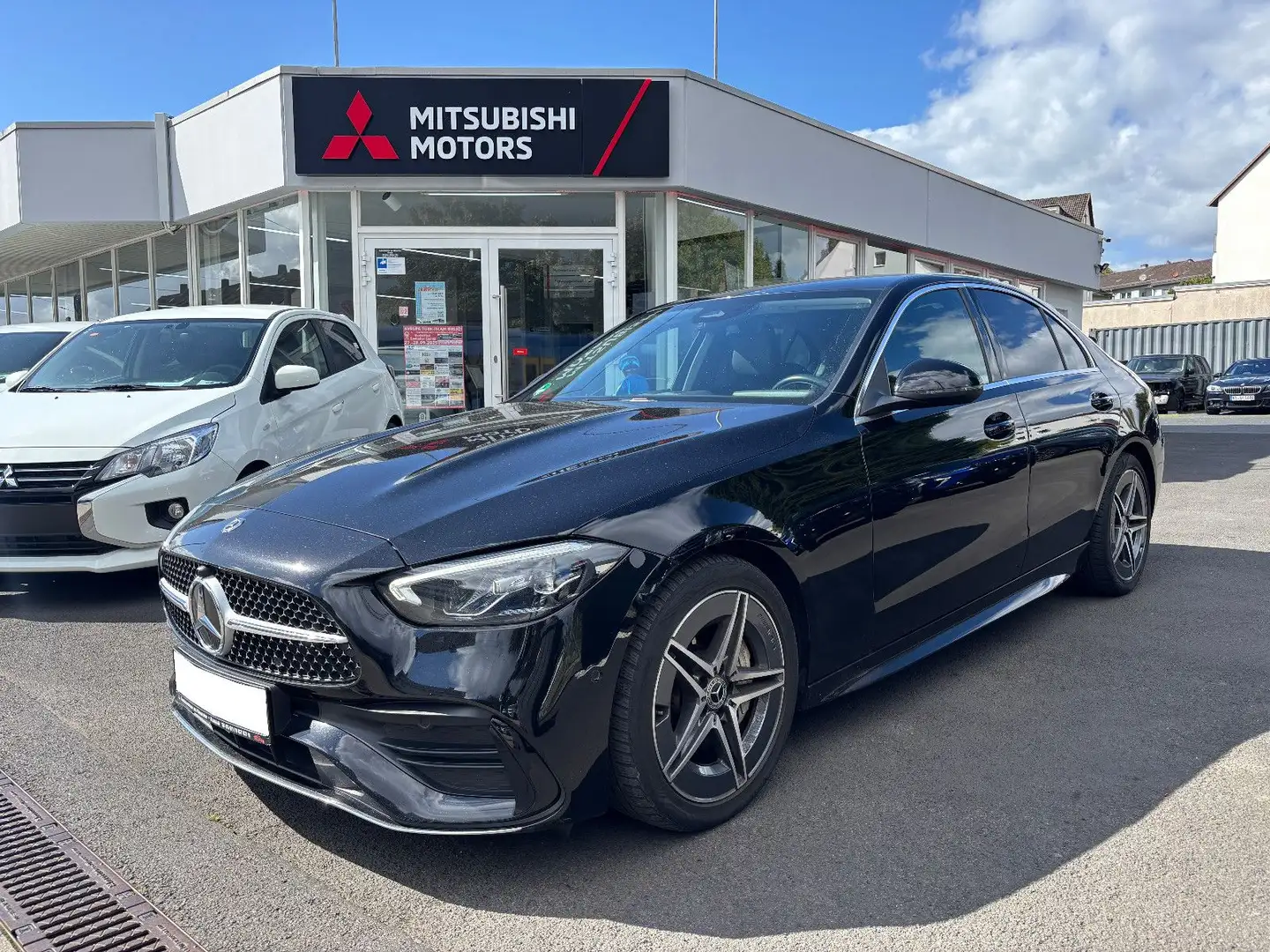 Mercedes-Benz C 180 AMG-Line Schwarz - 1