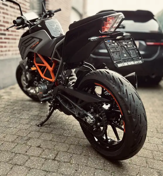 KTM 125 Duke - foto 3