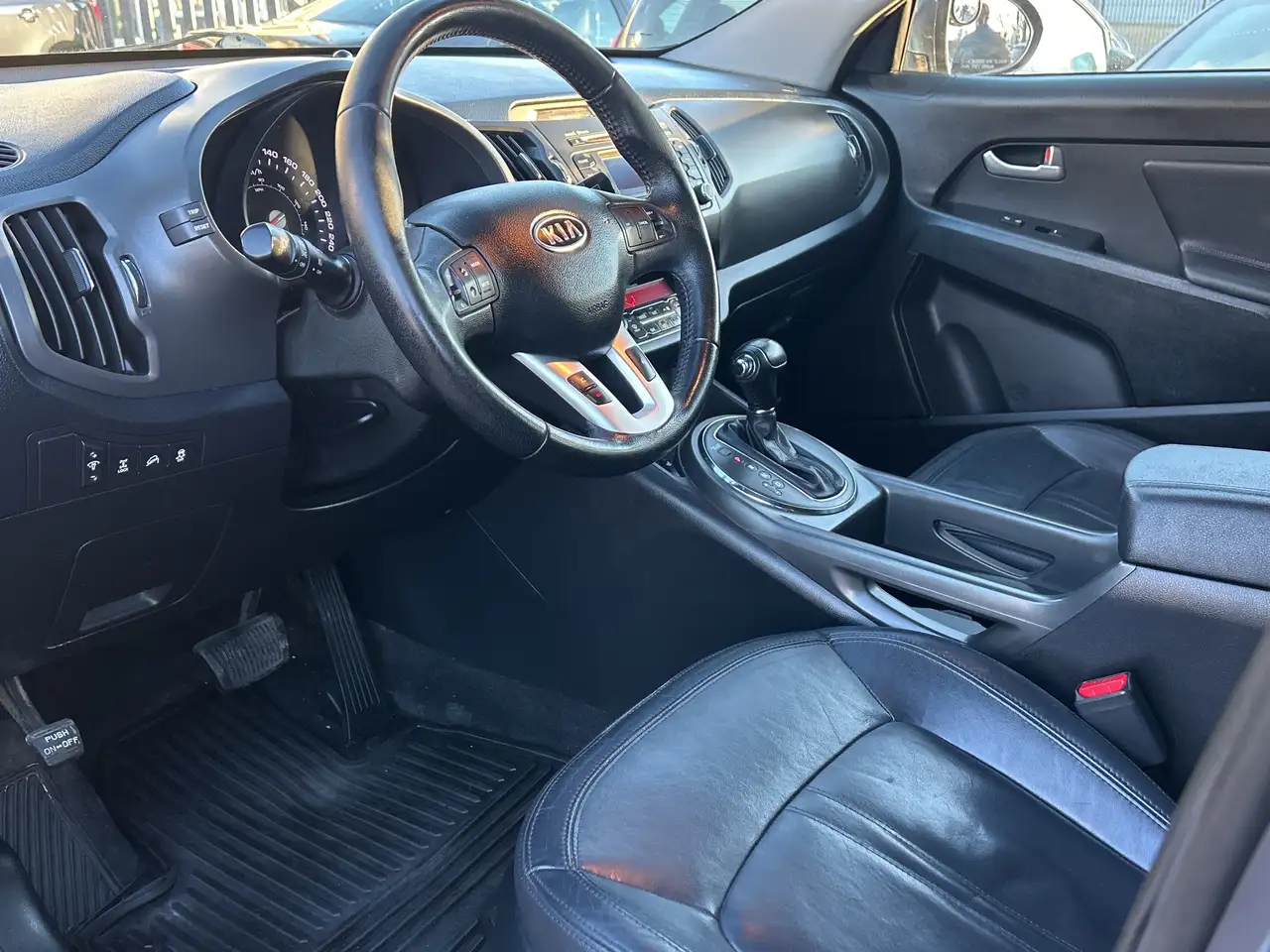 Kia Sportage снимка Kia Sportage