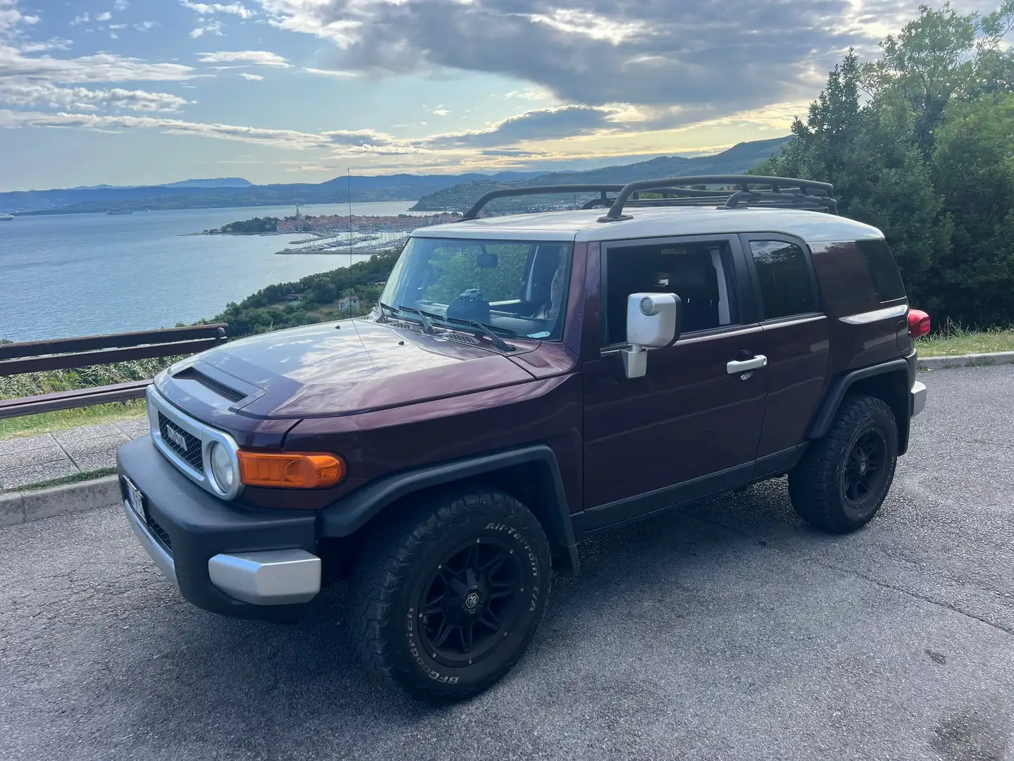 Toyota FJ Cruiser 4.0 4x4 Schalter LPG EU model Roşu - 2