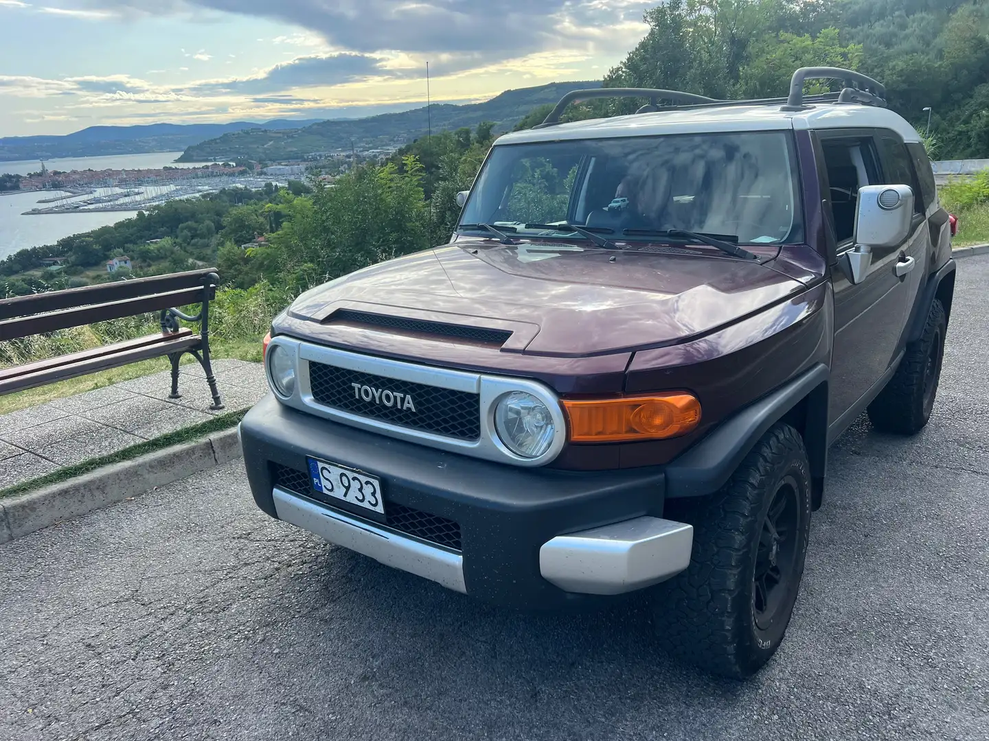 Toyota FJ Cruiser 4.0 4x4 Schalter LPG EU model Roşu - 1