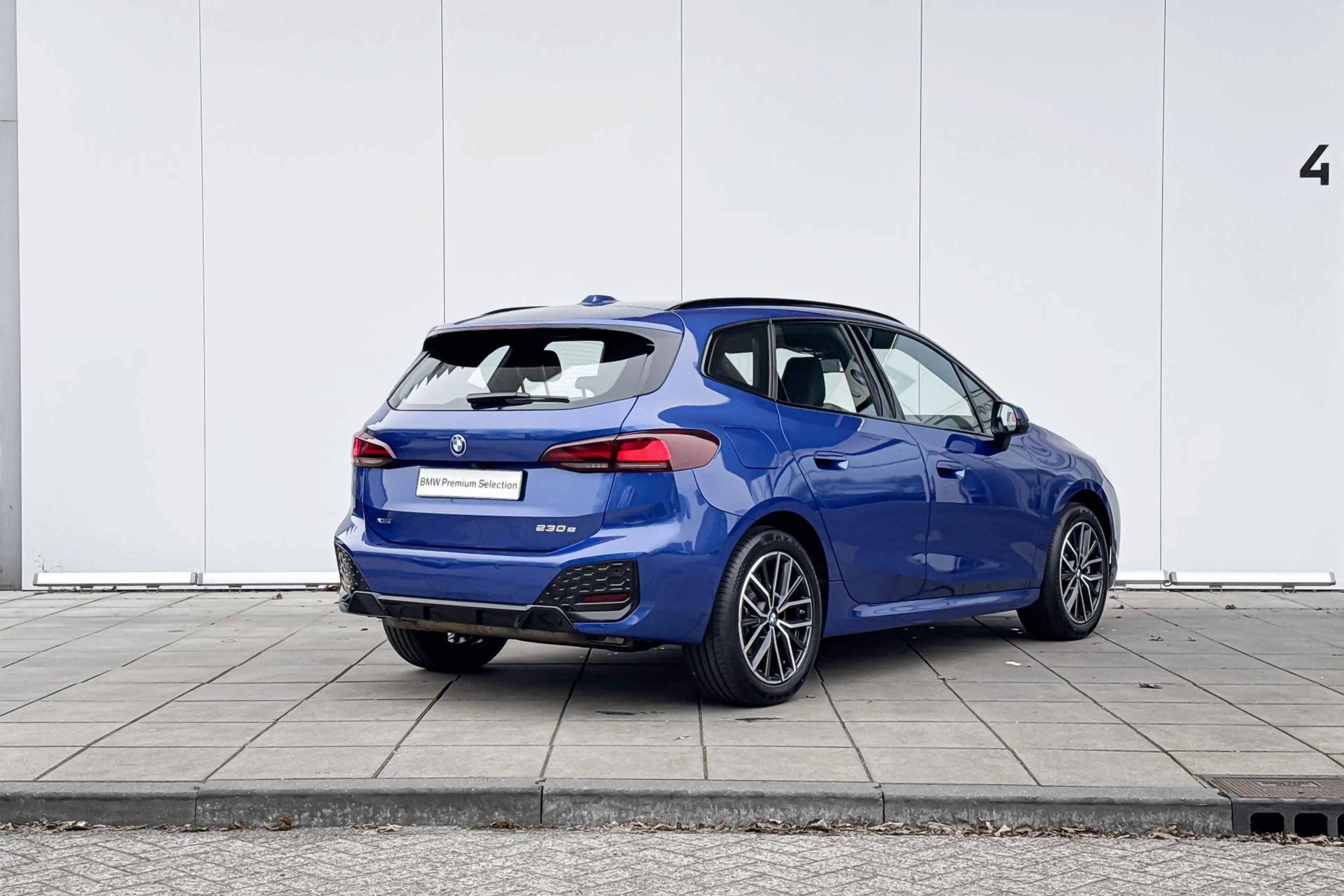 BMW 230 2 Serie Active Tourer 230e xDrive — photo 4