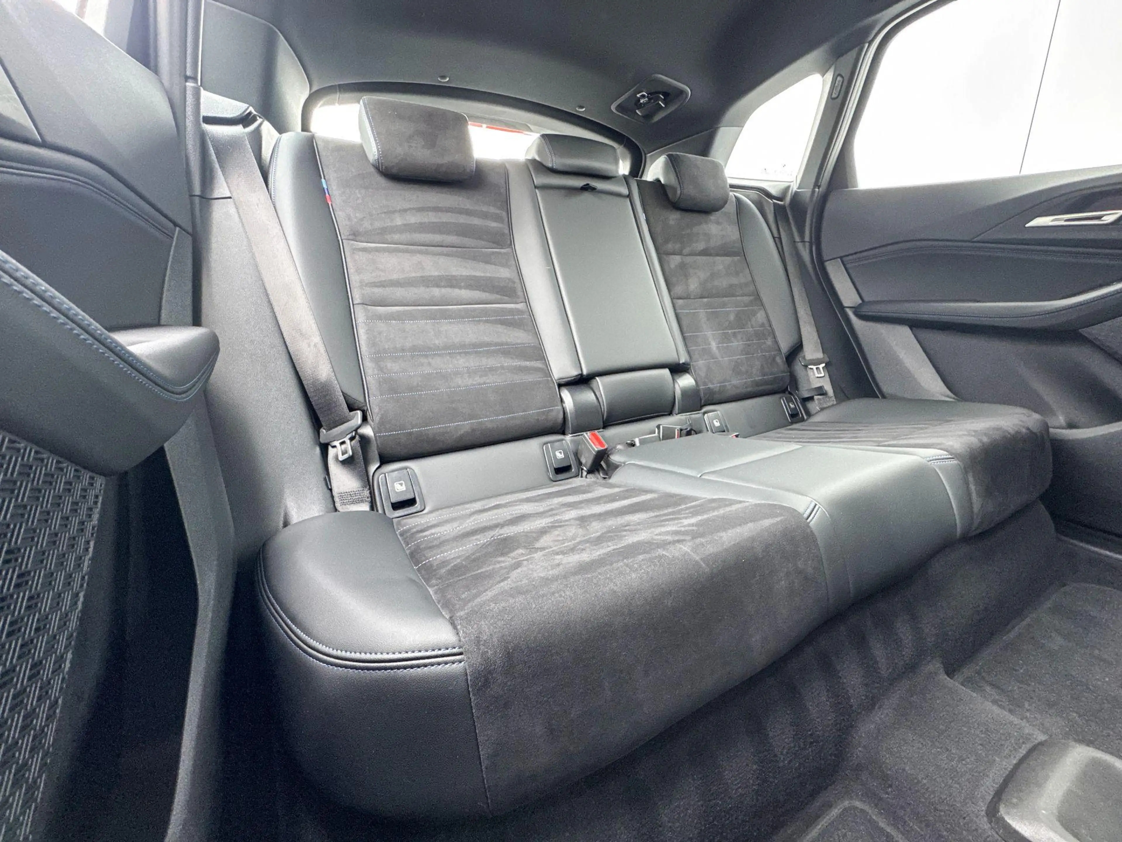 BMW 230 2 Serie Active Tourer 230e xDrive — photo 7