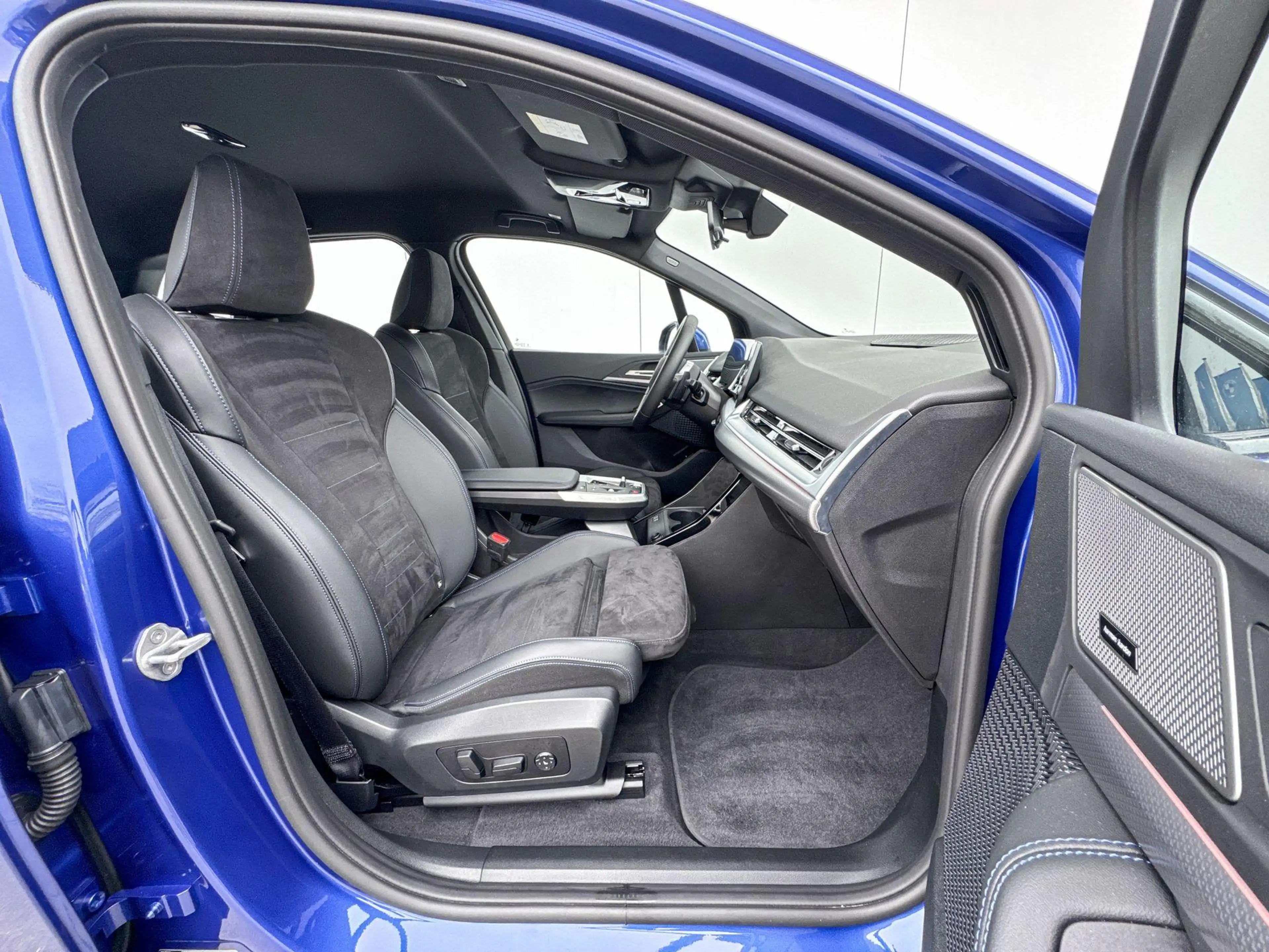BMW 230 2 Serie Active Tourer 230e xDrive — photo 6