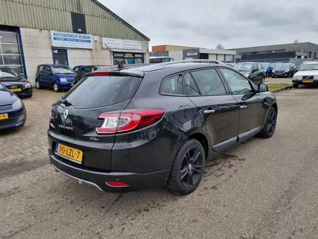 Renault Megane view 4