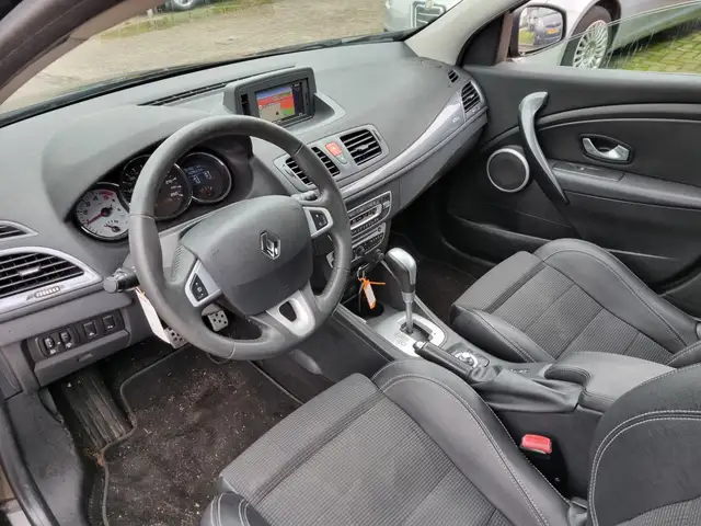 Renault Megane view 14