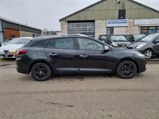 Renault Megane view 9
