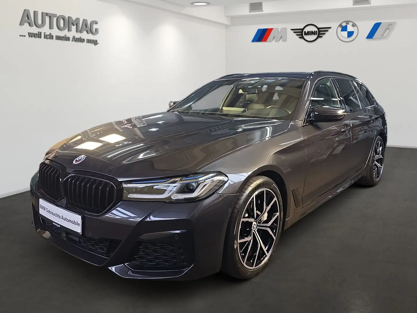 BMW 540 i xDrive M-Sport*HeadUp*Laser*Panoramadach*Driving Grau - 1