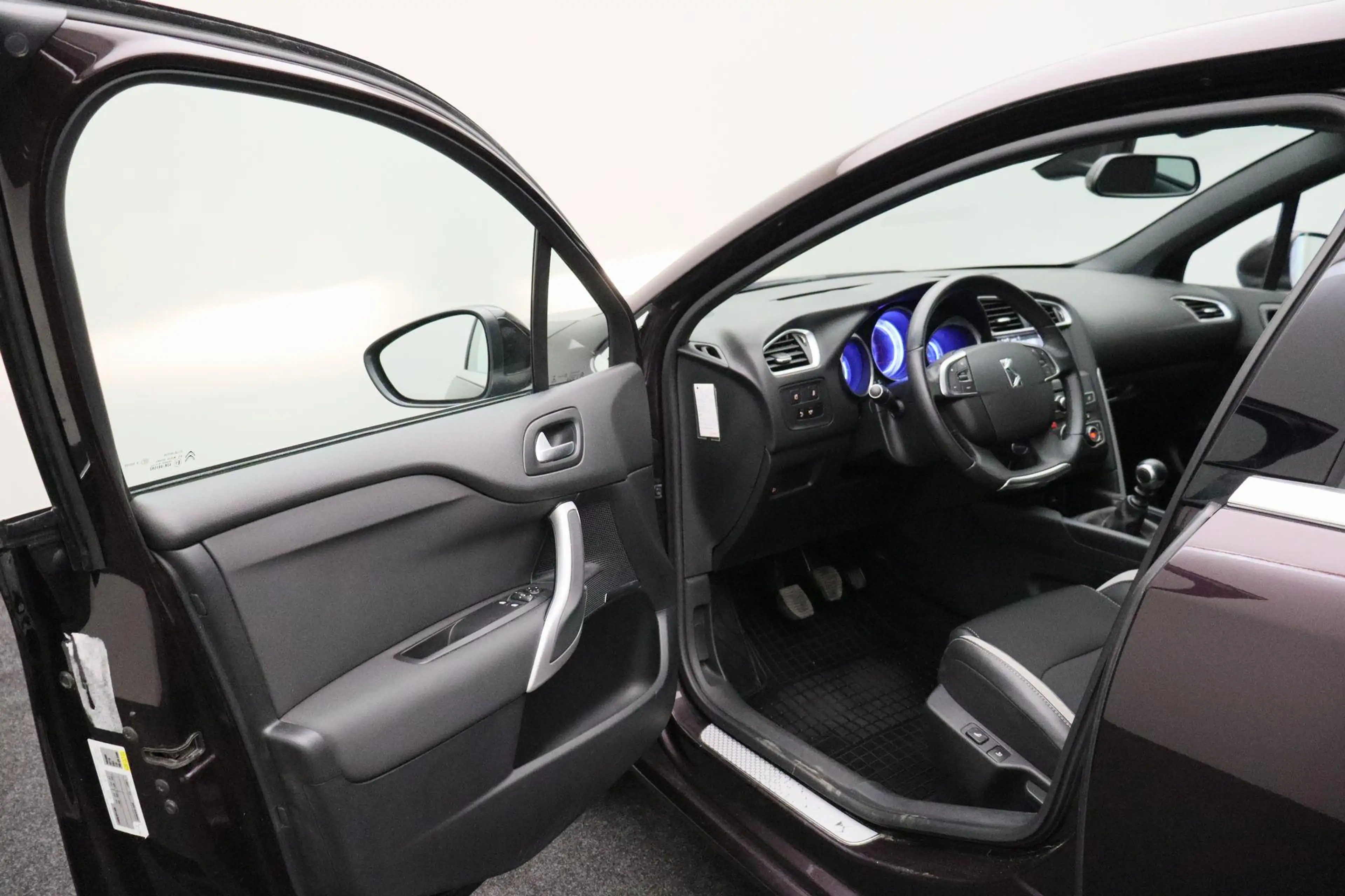 Citroen DS4 1.2 PureTech Business 2015 | Trekhaak | Goed Onder — photo 4
