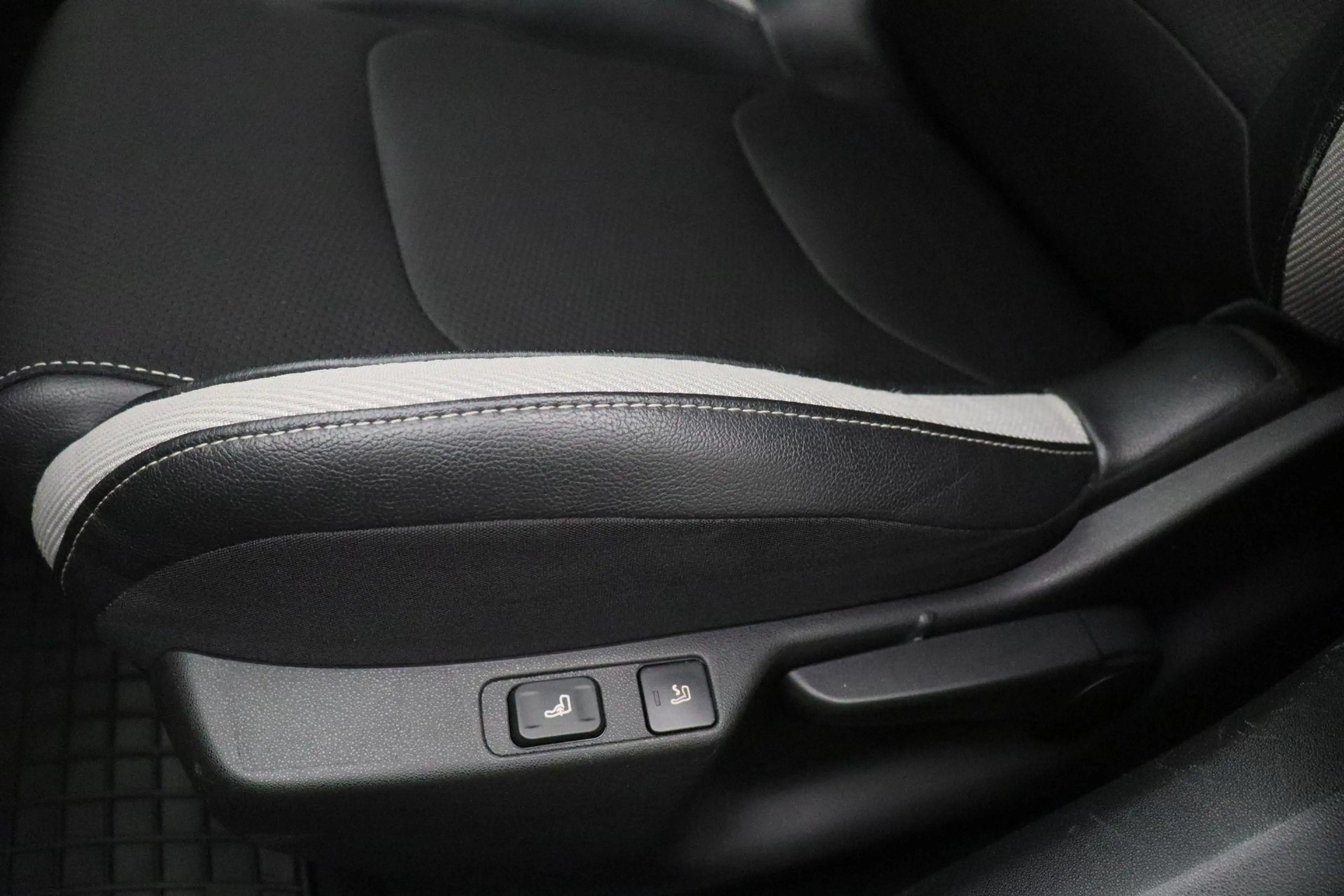 Citroen DS4 1.2 PureTech Business 2015 | Trekhaak | Goed Onder — photo 22