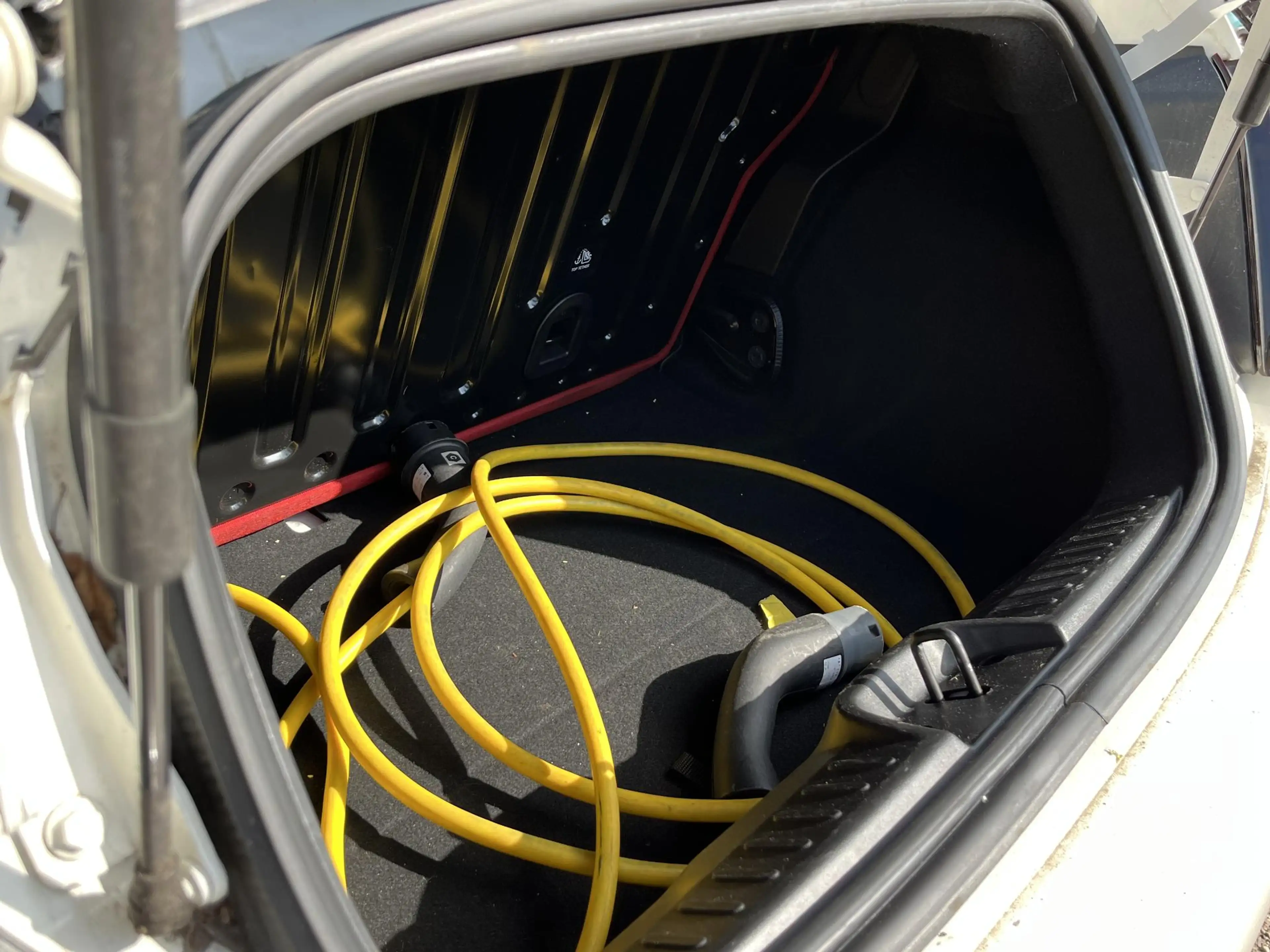 Fiat 500C RED Edition | Apple/Android | Verkeersbord detecti — photo 9