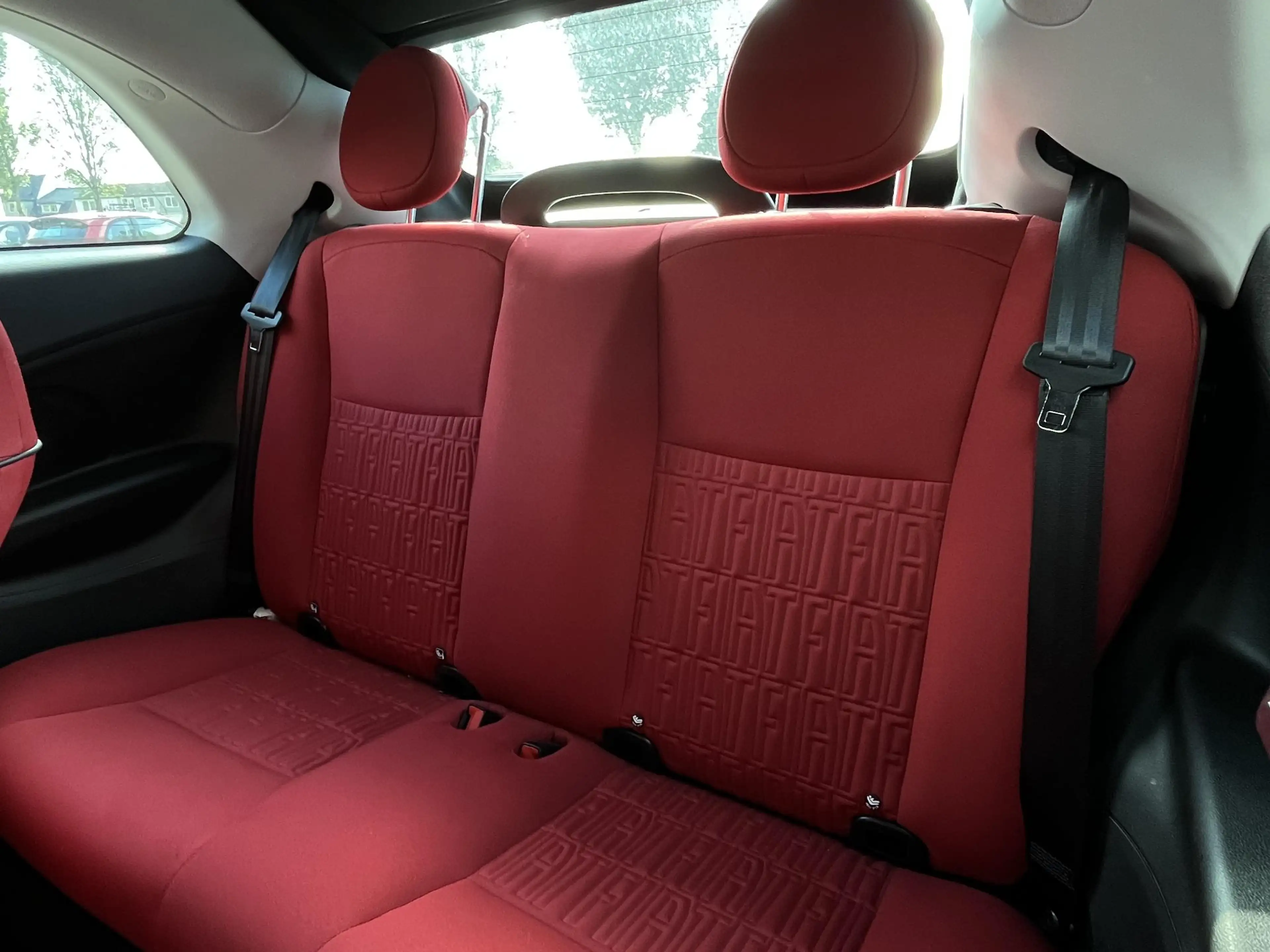 Fiat 500C RED Edition | Apple/Android | Verkeersbord detecti — photo 6