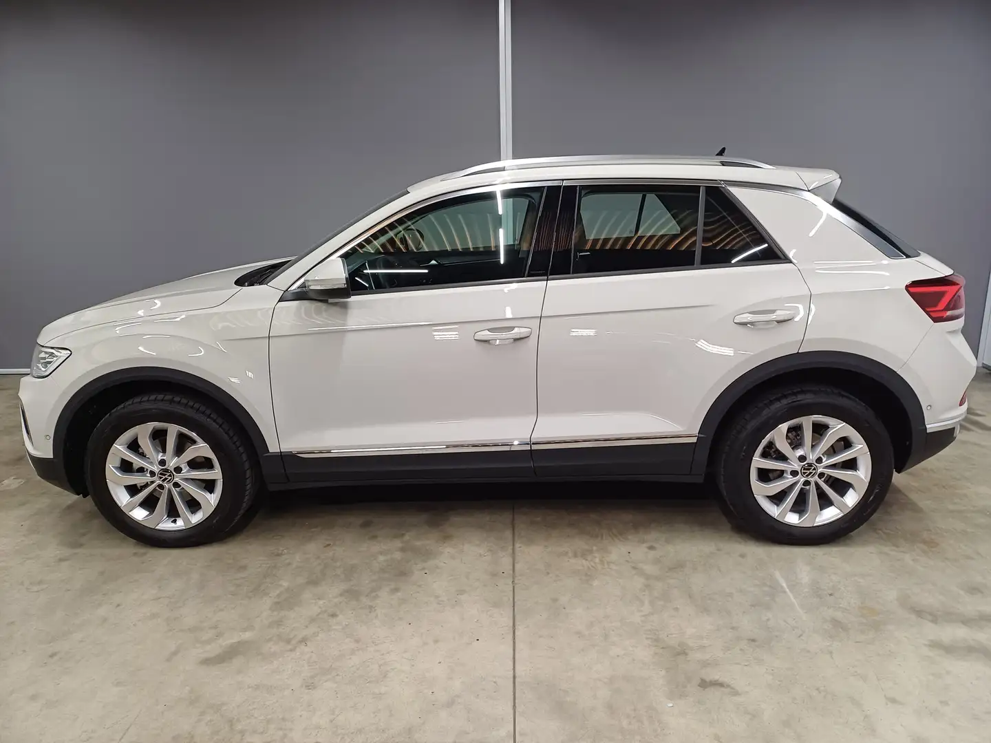 Volkswagen T-Roc T-Roc 1.5 TSI OPF DSG Style,ACC,Parkassist,Camera Grijs - 2