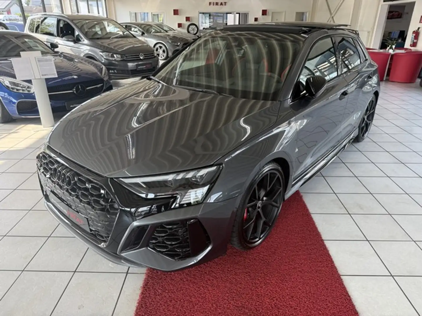 Audi RS3 2.5 TFSI S tronic quattro Sportback Gris - 1