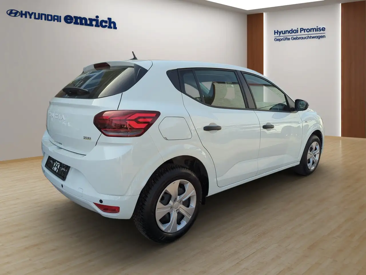 Dacia Sandero Essential 3