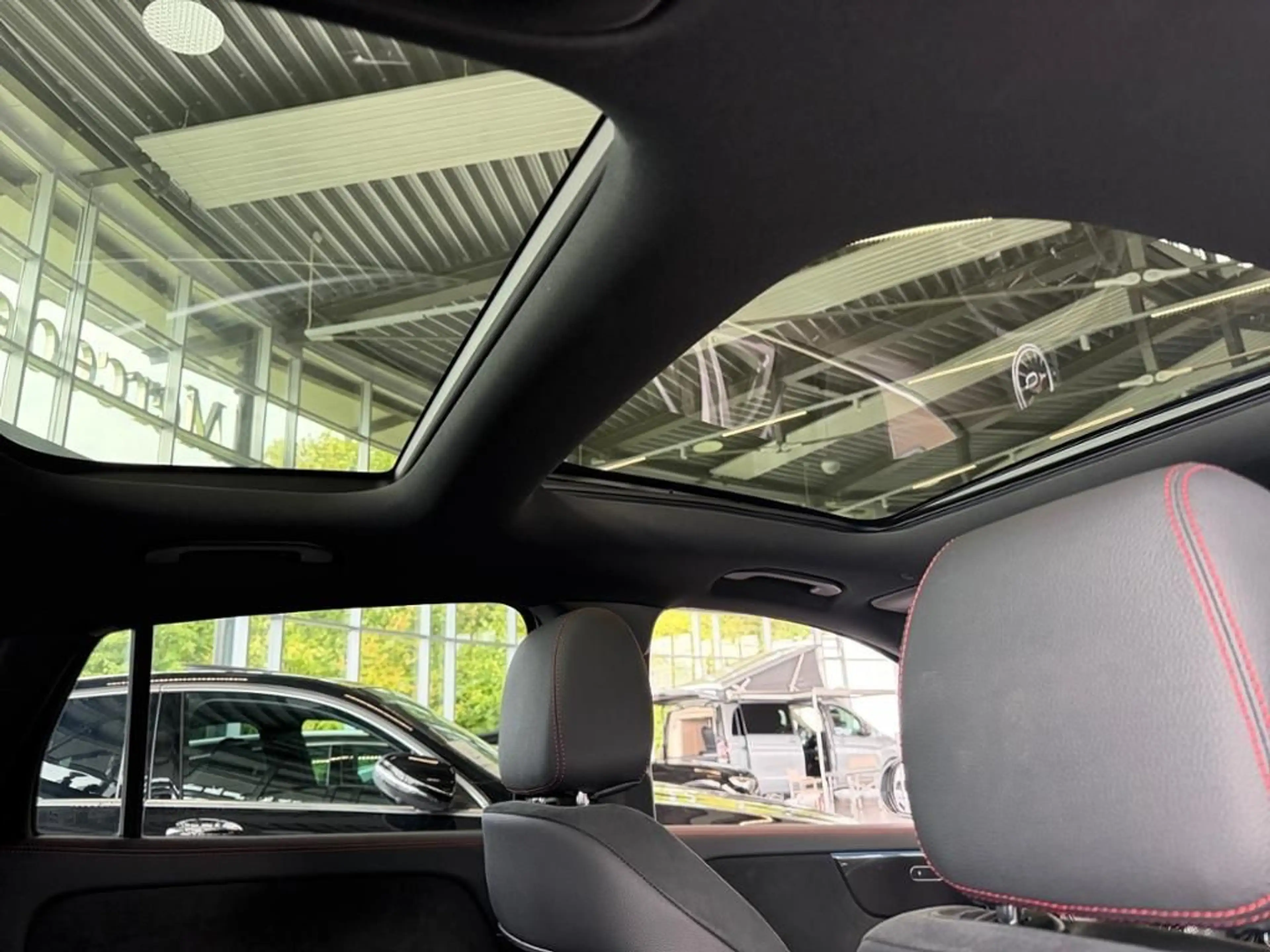 Mercedes-Benz GLA 200 AMG, Pano-D, DISTR., 360°, HANDS-FREE — photo 5