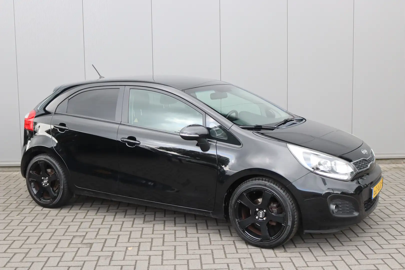 Kia Rio 1.2 CVVT Super Pack Cruise-control/Climate-control Zwart - 2