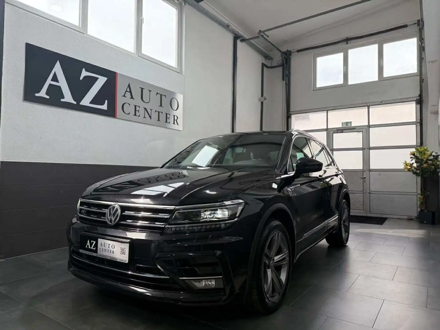 Volkswagen Tiguan 2.0 TDI BMT 4M R Line Highline BMT/VIRTUA Schwarz - 1
