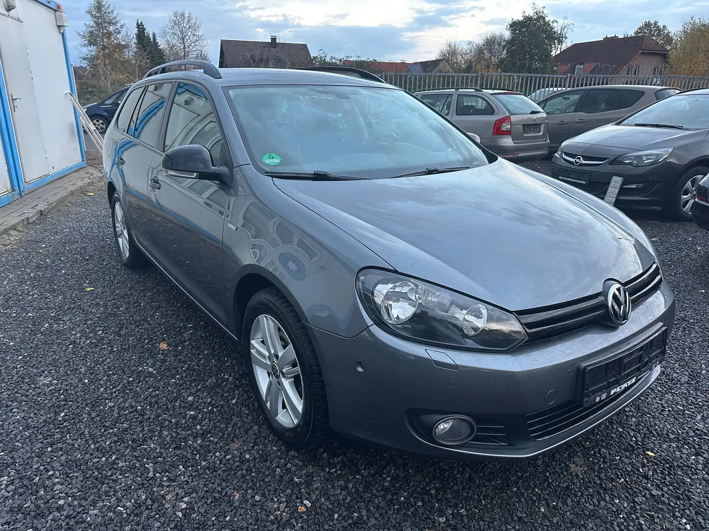 Volkswagen Golf Variant Match Grau - 1
