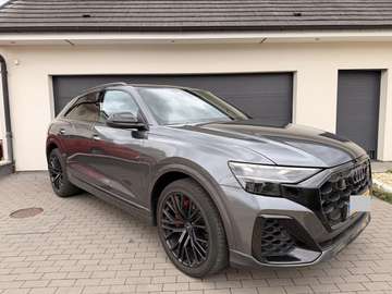 AUDI Q8 60 TFSI e QUATTRO 490 CH – GARANTIE AUDI –