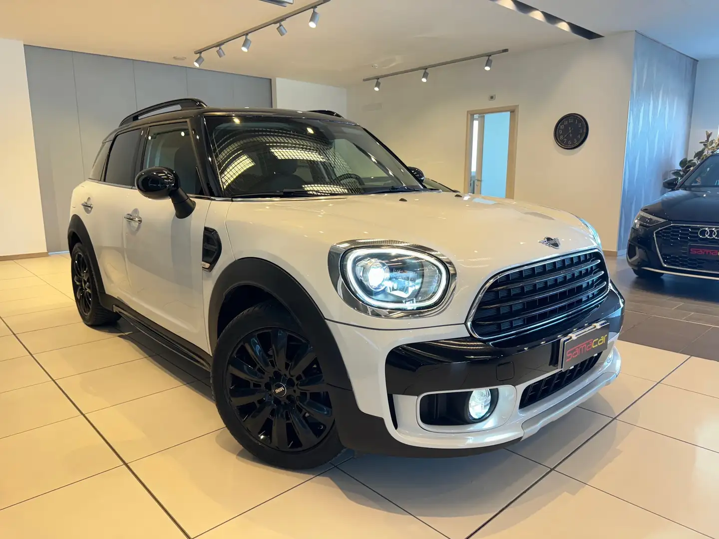 MINI Cooper D Countryman Mini Countryman 2.0 Cooper D Boost auto my18 Blanco - 1
