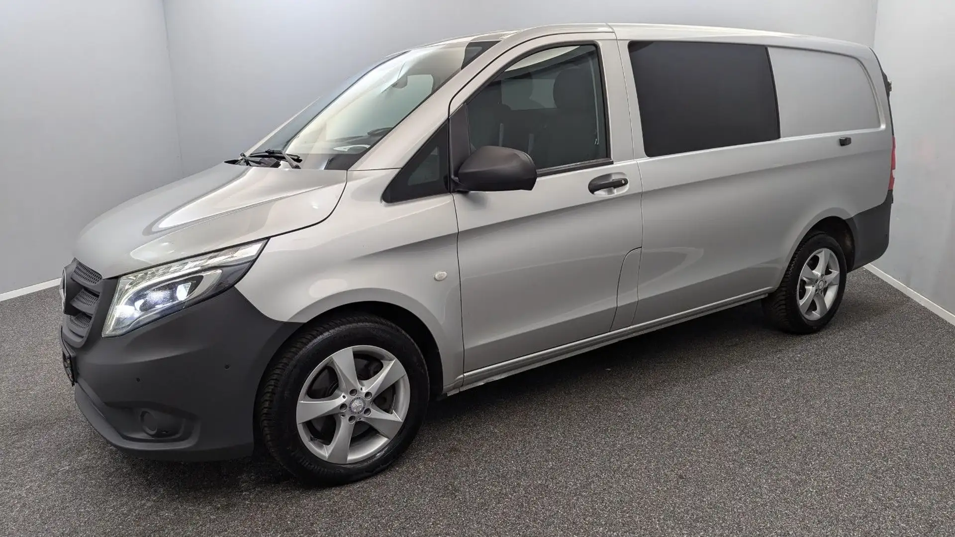 Mercedes-Benz Vito 119 CDI/BT RWD lang*NAVI*LED*KAM*ST.HEIZUNG Silber - 1