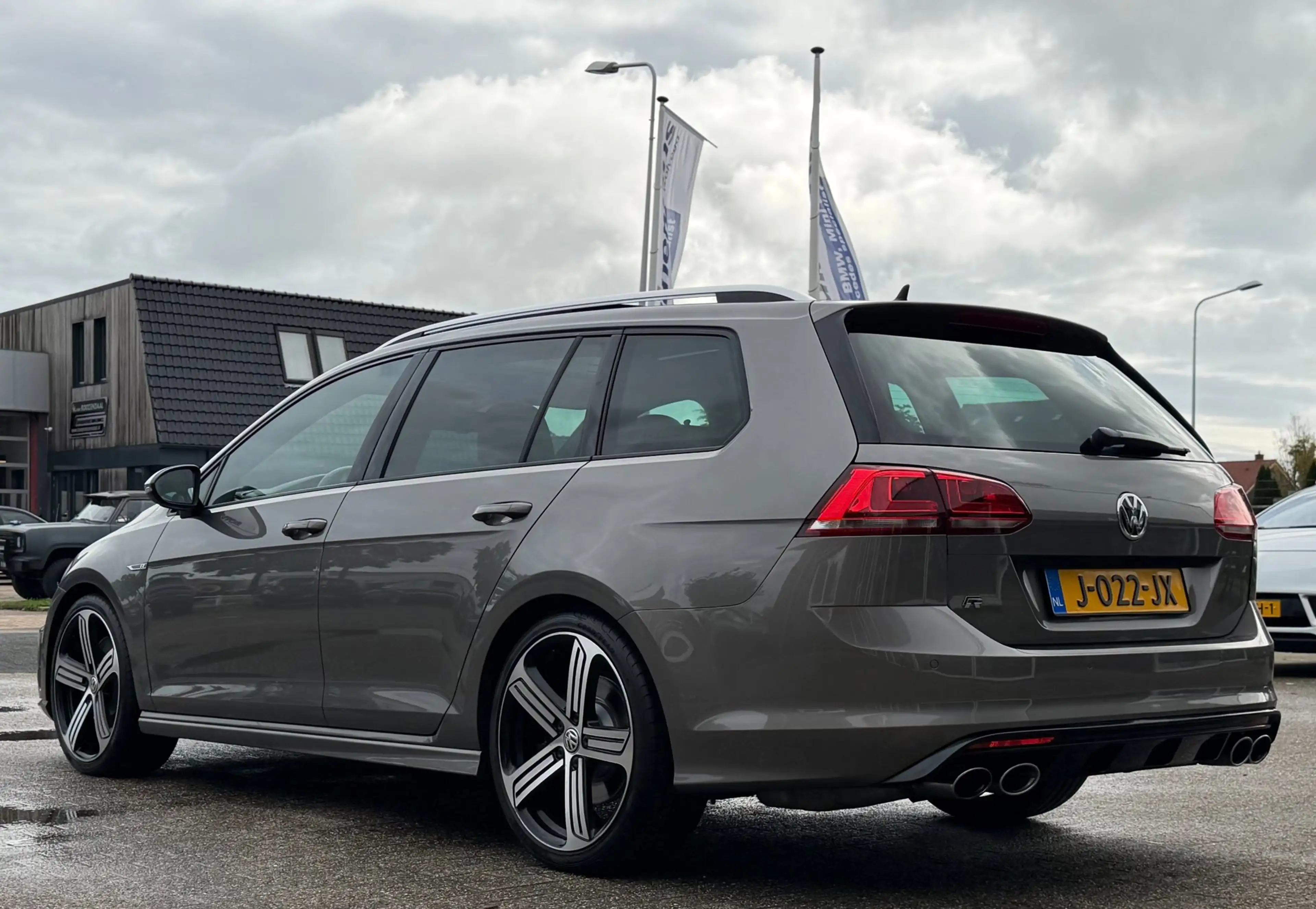 Volkswagen Golf R Variant 2.0 / PANO / LEER / ACC / DYN AUDIO — photo 7