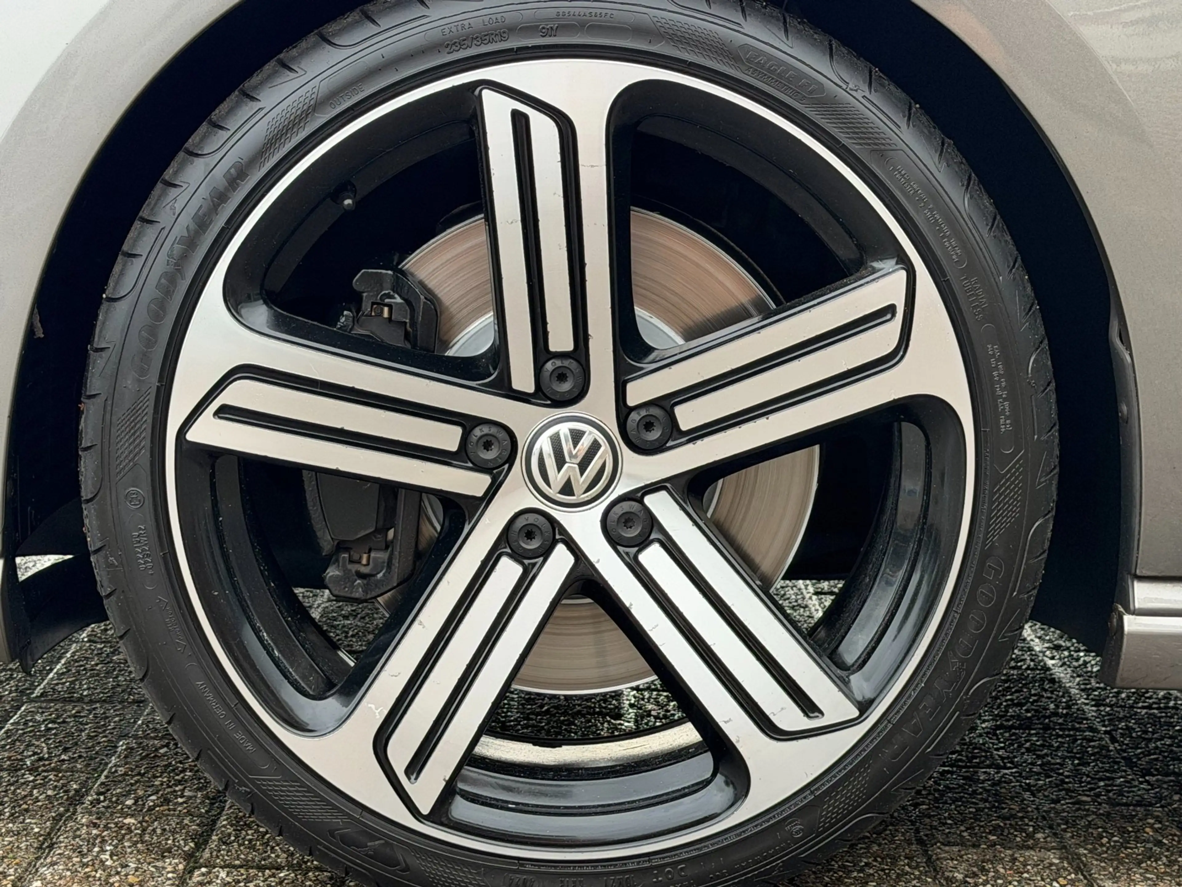 Volkswagen Golf R Variant 2.0 / PANO / LEER / ACC / DYN AUDIO — photo 14