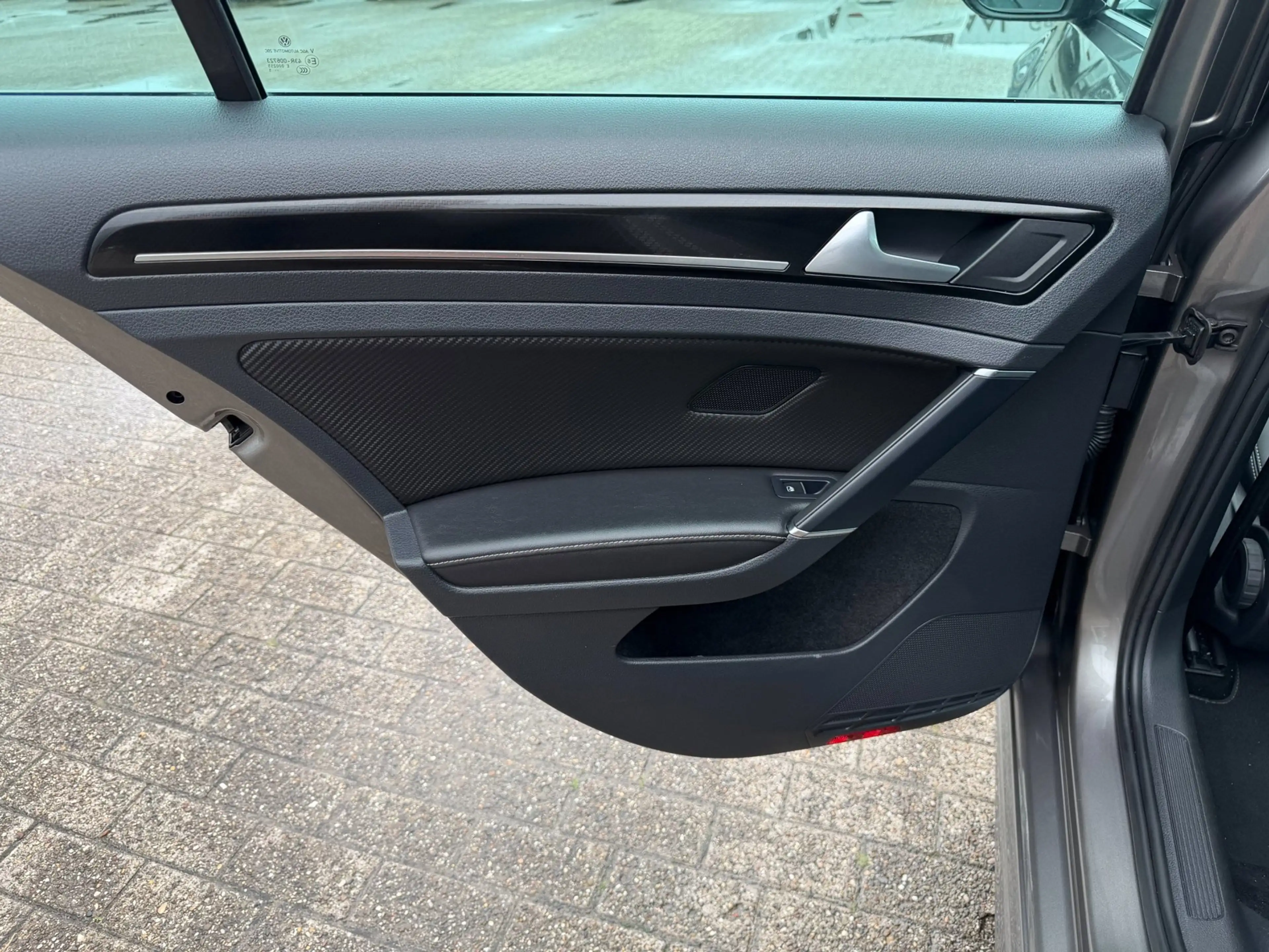 Volkswagen Golf R Variant 2.0 / PANO / LEER / ACC / DYN AUDIO — photo 31