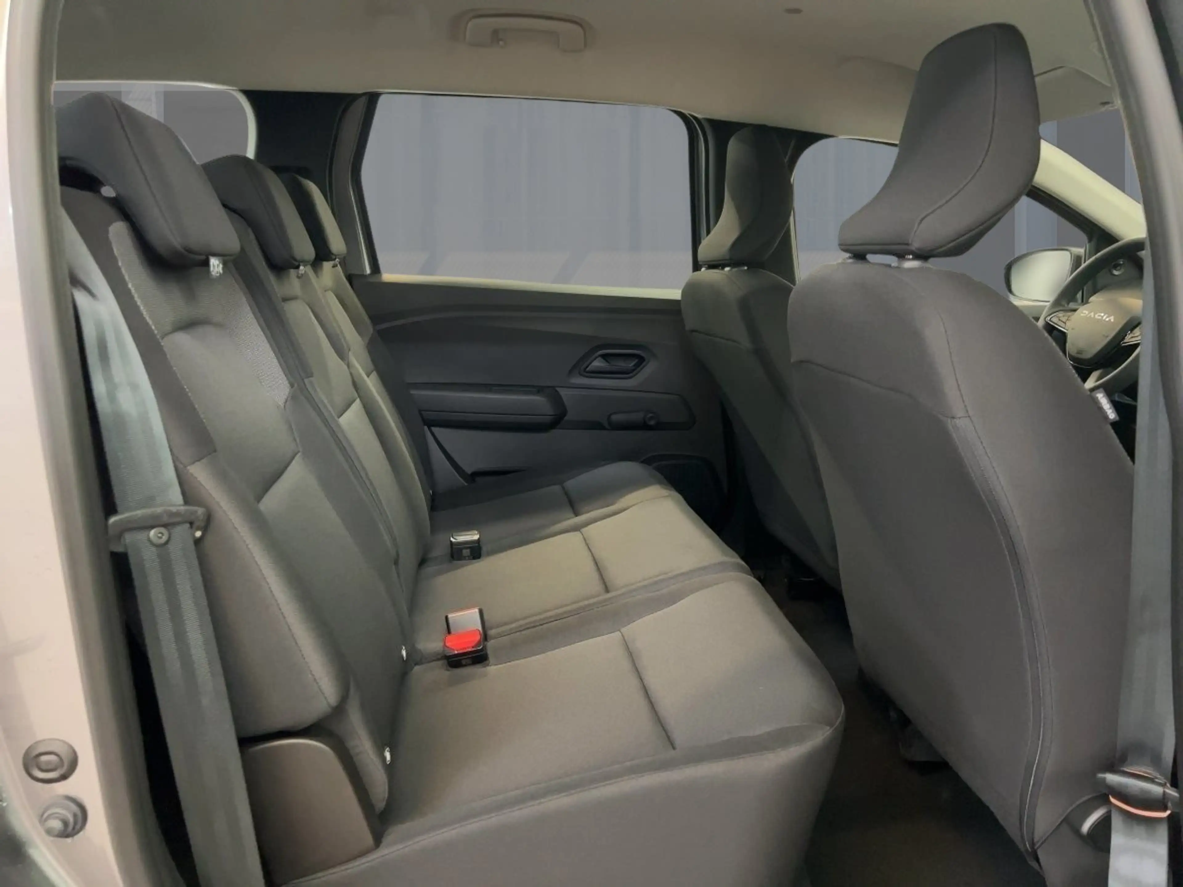 Dacia Jogger Essential ECO-G 100 PDC KLIMA ABS 7-Sitzer — photo 9