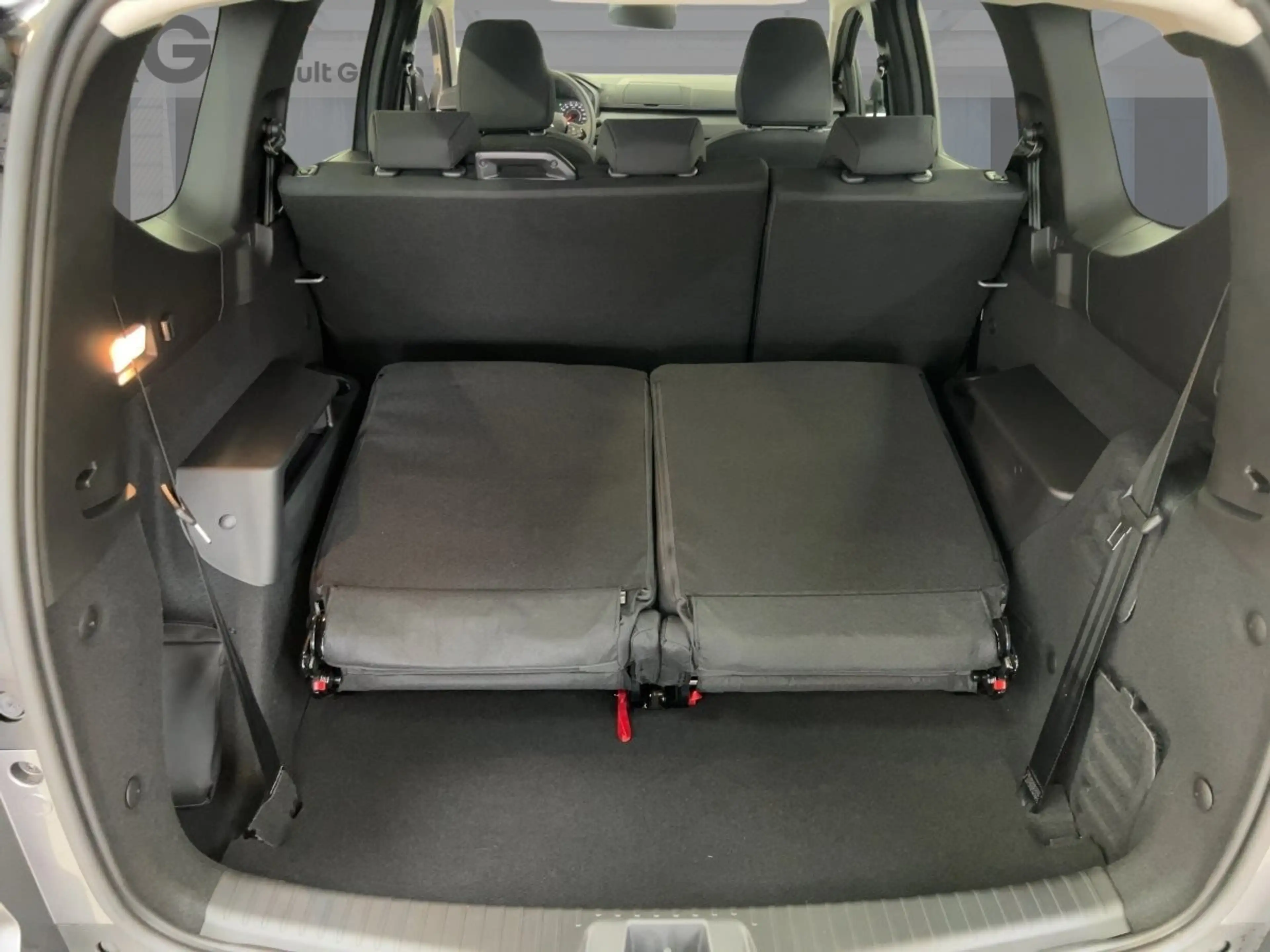Dacia Jogger Essential ECO-G 100 PDC KLIMA ABS 7-Sitzer — photo 21