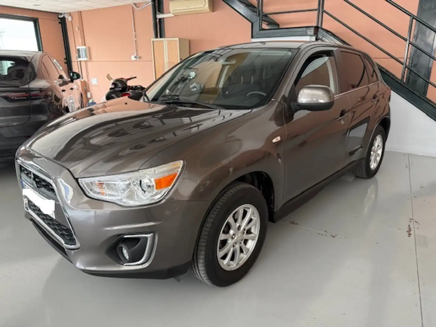 Mitsubishi ASX 180DI-D Motion Gris - 2