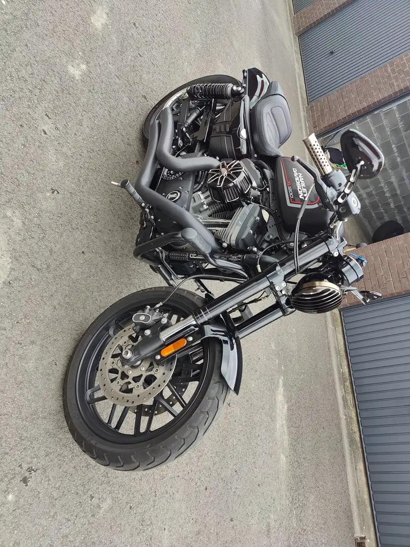 Harley-Davidson XL 1200 Zwart - 1